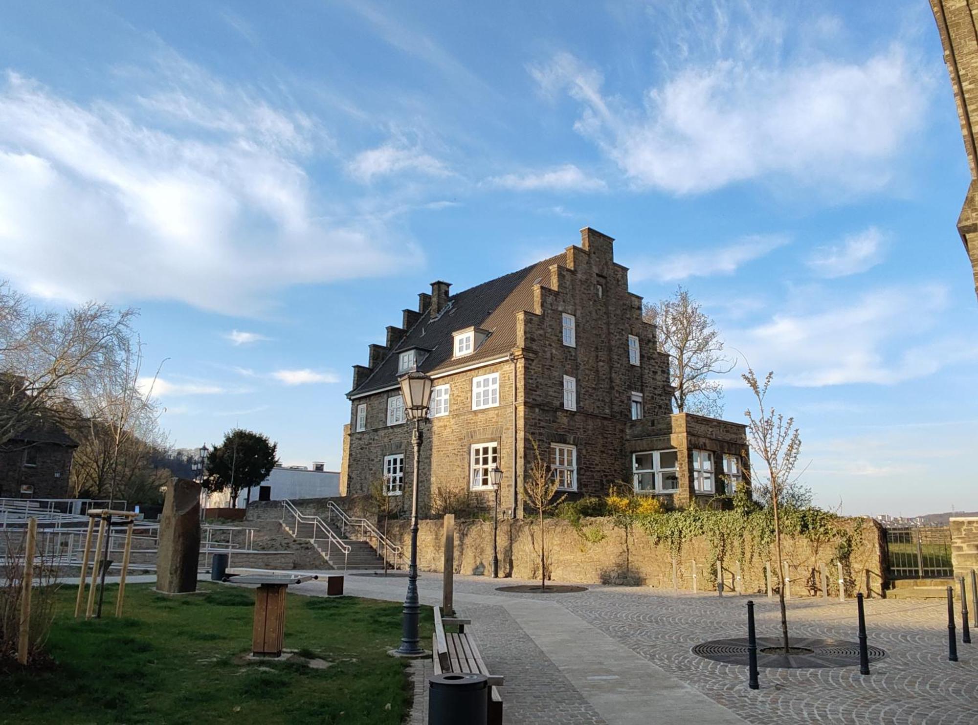 Hotel Fuenf Giebel Eck In Der Freiheit Am Ruhrtalradweg à Wetter  Extérieur photo