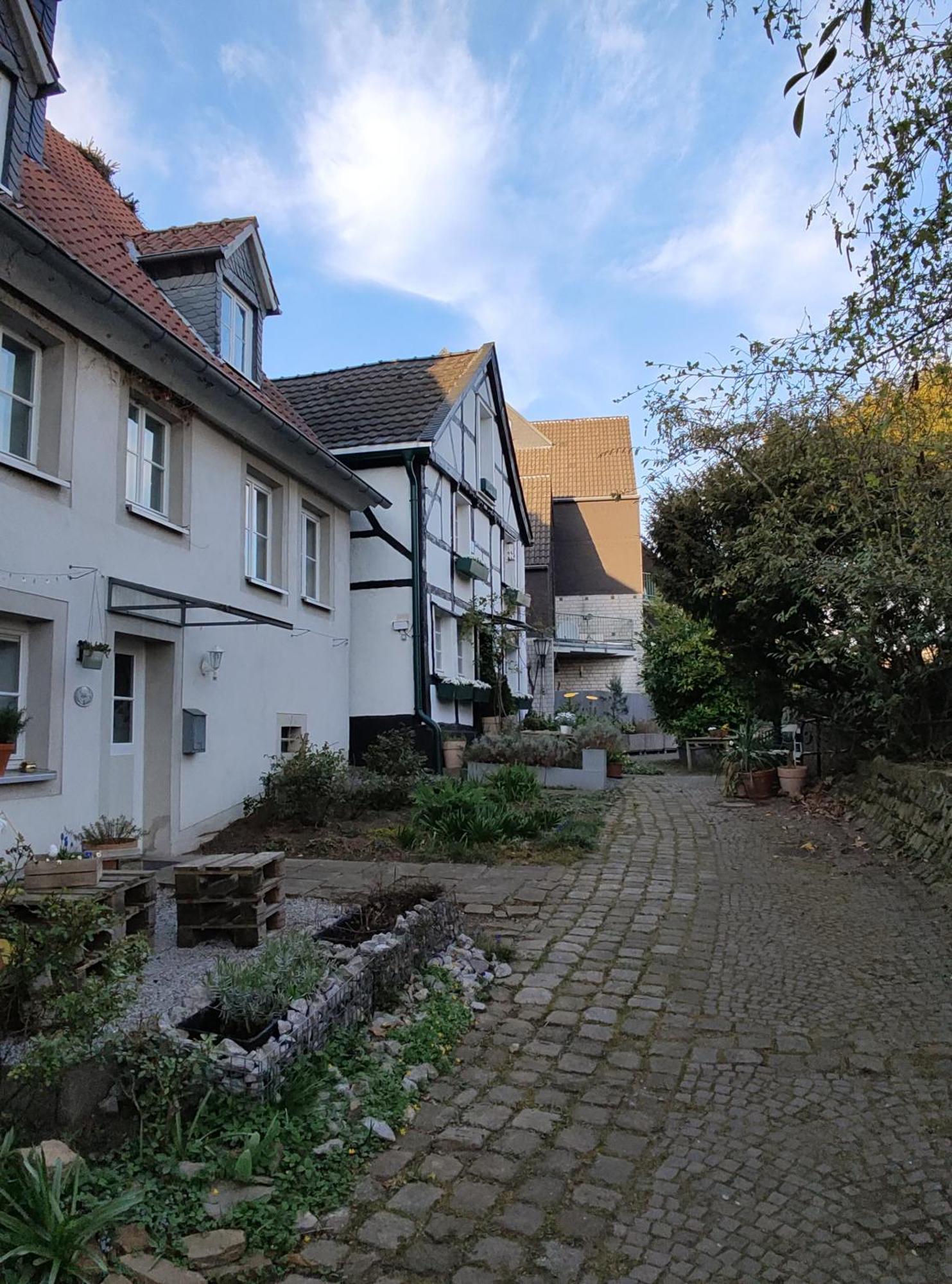 Hotel Fuenf Giebel Eck In Der Freiheit Am Ruhrtalradweg à Wetter  Extérieur photo